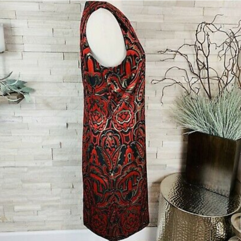 Dress - Picture 6 of 13